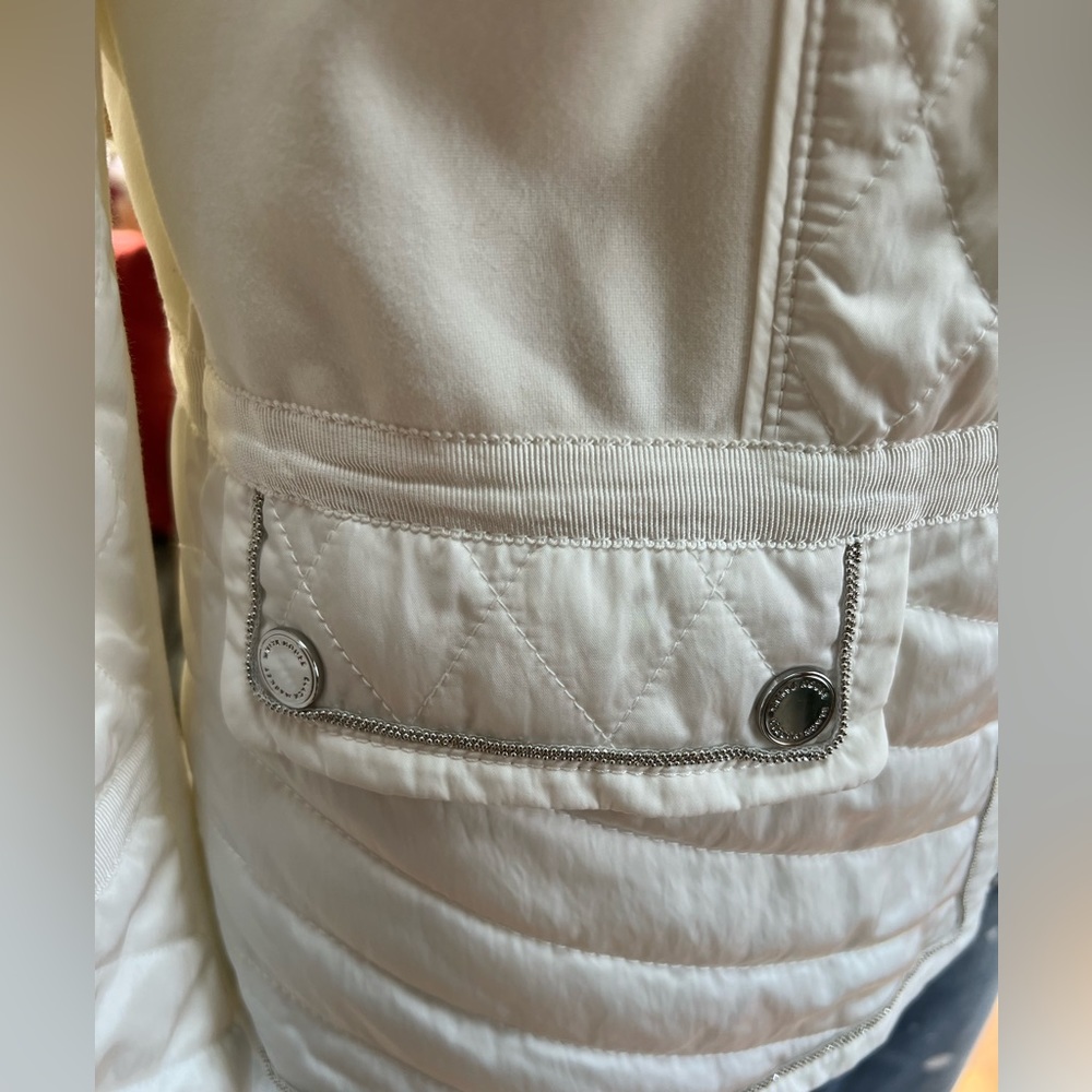 White House Black Market Winter White Jacket/Coat with Removable Faux Fur Collar - Picture 9 of 13
